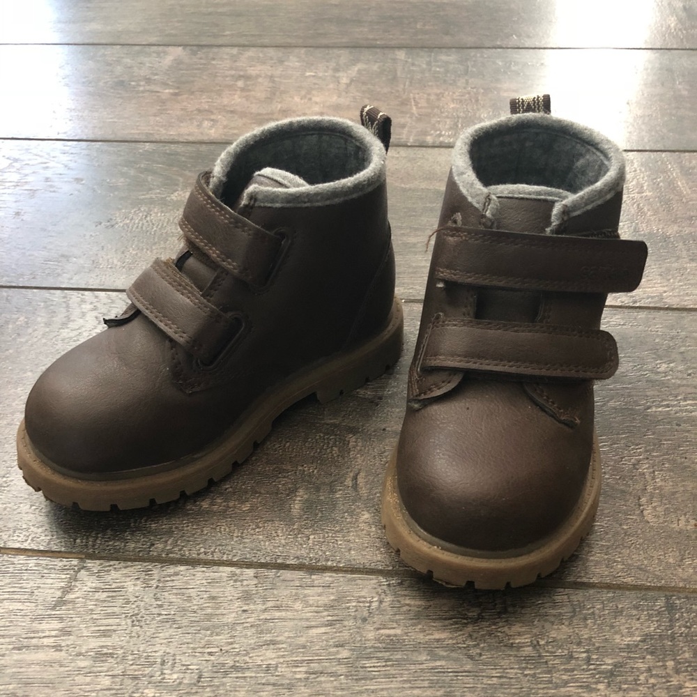 Brown high top dress boots for toddlers